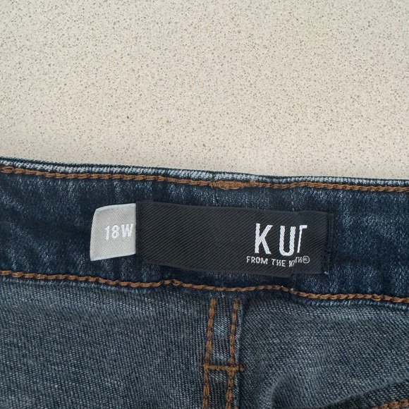 Kut From the Kloth Jeans, size 18W - Picture 4 of 5